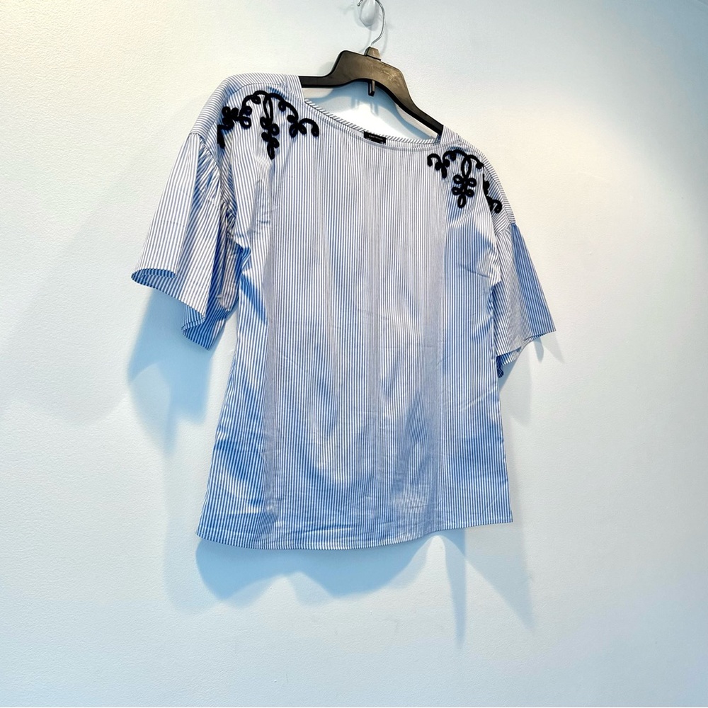 Ann Taylor White Blue Striped Ruffle Flare Sleeve Embroidered Blouse, Size s - Picture 5 of 8